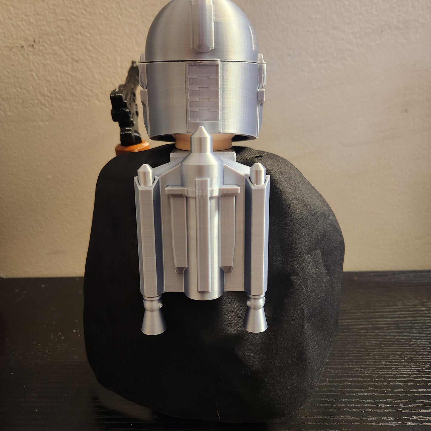 9 Inch Big Fig : Mandalorian