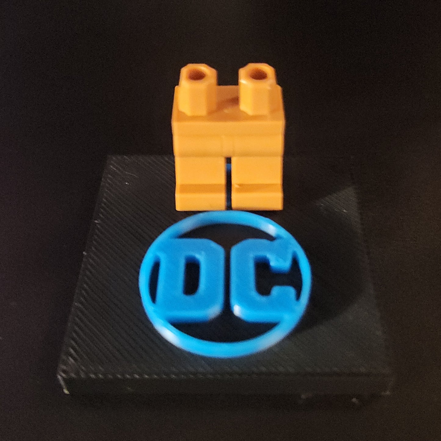 DC Minifigure Stand